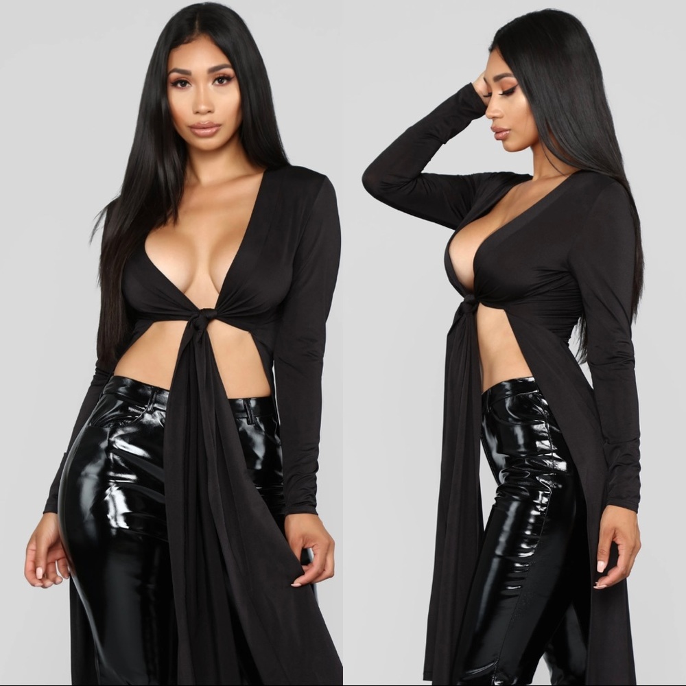 You Want Me Top - Black - Size: XS